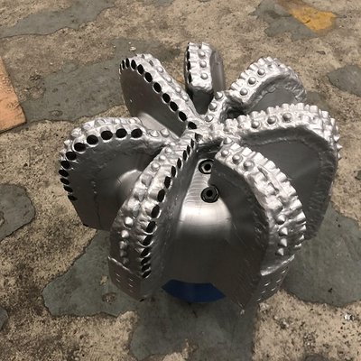 API PDC Drill Bit 17-1/2 Inch 7 Blades Diamond Drilling Tools