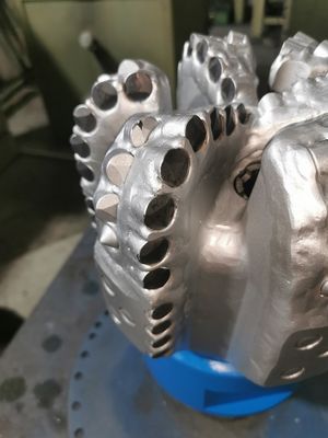 8-1/2'' 6 Wing 16mm Diamond Cutter PDC Drill Bit Of Oilfield Drilling Tools