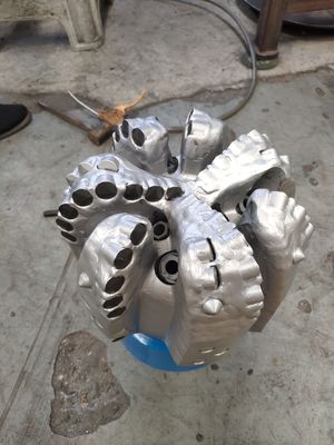 8-1/2 Inch Outer Diameter Matrix Body PDC Drilling Bits With 4 1/2 Reg API Gas Oil Drilling Tool