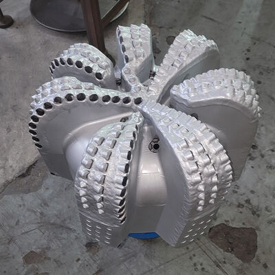 API Spec 17-1/2 Inch 7 Blades Diamond PDC Drill Bit of Down Hole Drilling Tool